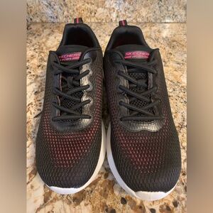 Skechers BOBS black and pink tennis shoes size 8
